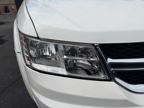 Used 2016 Dodge Journey SE w/ Flexible Seating Group FWD image 5