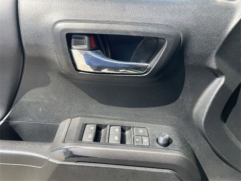 Used 2023 Toyota Tacoma TRD Off-Road image 21