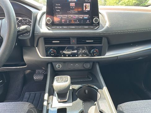 Certified 2023 Nissan Rogue SV image 19