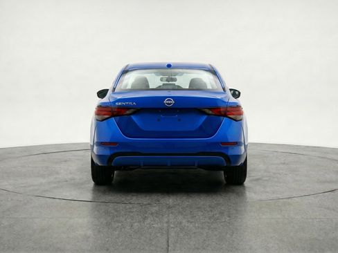 Used 2025 Nissan Sentra SV FWD image 7