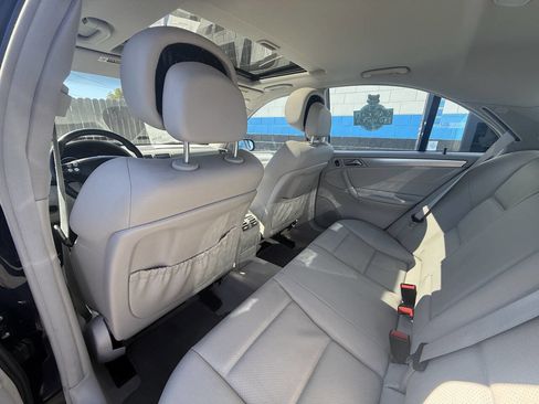 Used 2006 Mercedes-Benz C 230 Sedan image 12