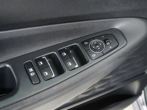 Used 2020 Hyundai Santa Fe SEL image 19