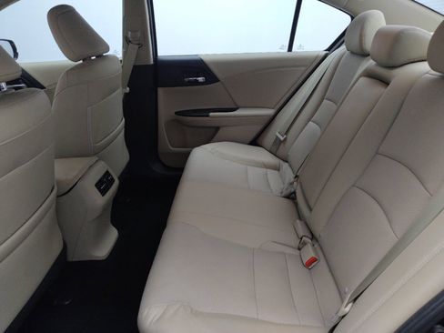 Used 2015 Honda Accord EX-L image 18