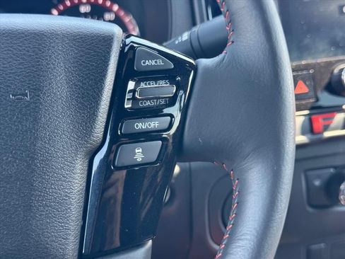 Certified 2025 Nissan Frontier Pro-X RWD image 19