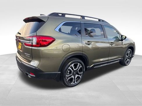 New 2026 Subaru Ascent Limited image 7