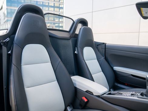 Used 2025 Porsche 718 Boxster S image 25