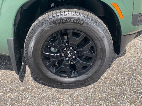 New 2026 Nissan Frontier SV RWD image 3