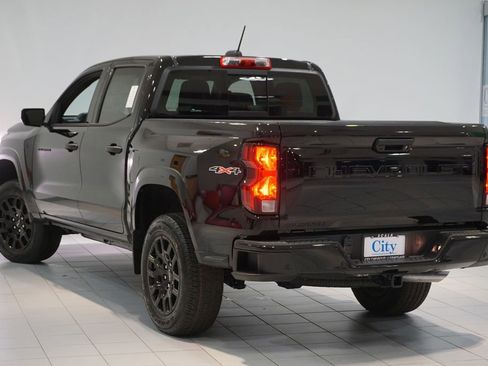 New 2026 Chevrolet Colorado W/T image 8