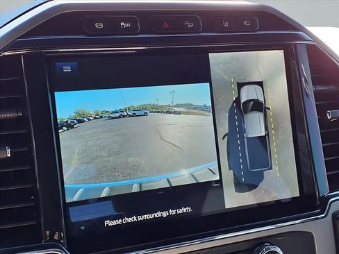 Used 2022 Ford F350 Lariat w/ Chrome Package image 9