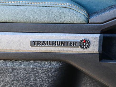 Used 2025 Toyota Tacoma Trailhunter image 27