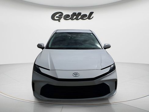 Used 2025 Toyota Camry LE FWD image 2