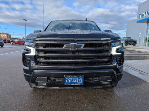 New 2026 Chevrolet Silverado 1500 High Country w/ Midnight Edition image 3
