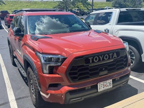 Used 2024 Toyota Sequoia TRD Pro AWD/4WD image 3