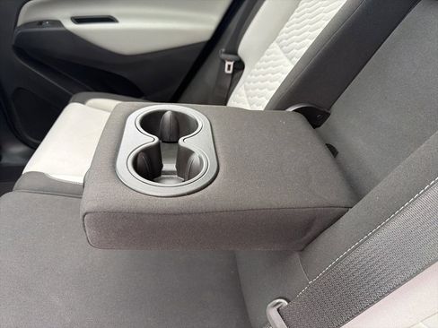 Used 2018 Chevrolet Equinox LT w/ Sun & Infotainment Package image 34