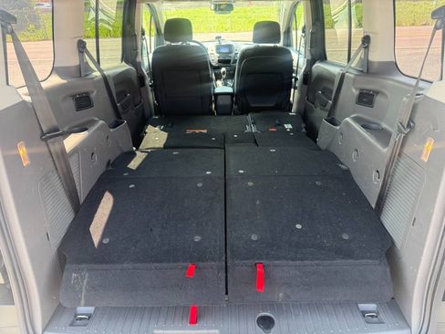 Used 2020 Ford Transit Connect XL FWD image 12