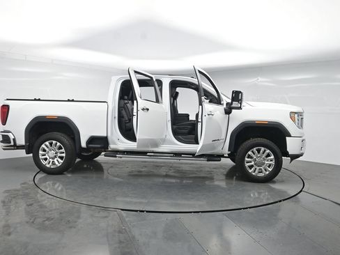 Used 2022 GMC Sierra 2500 Denali w/ Denali Ultimate Package AWD/4WD image 39