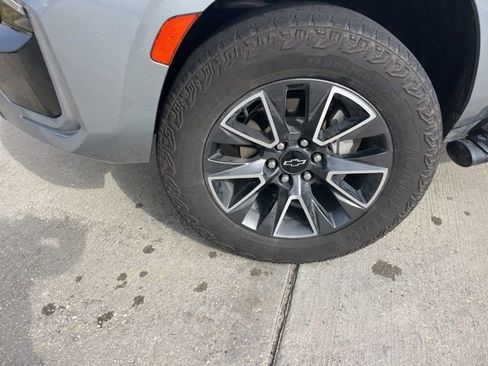 Used 2023 Chevrolet Tahoe Z71 w/ Luxury Package image 30