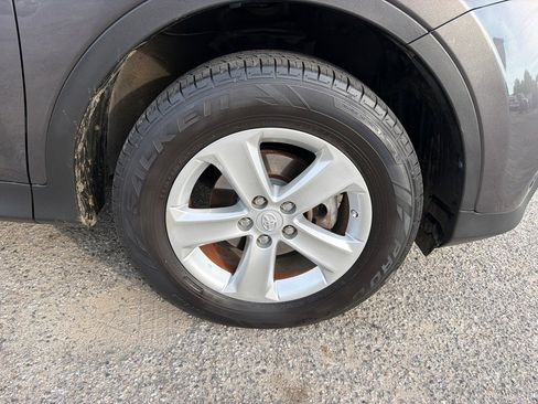 Used 2013 Toyota RAV4 XLE image 16