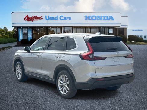 Used 2023 Honda CR-V EX image 3
