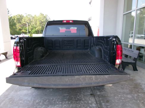 Used 2024 RAM 1500 Classic SLT AWD/4WD image 20