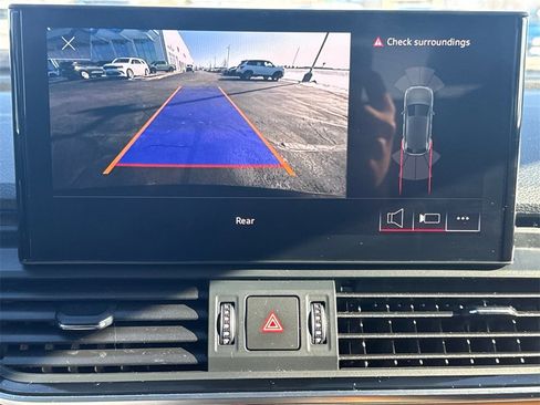 Used 2023 Audi Q5 2.0T Premium image 29