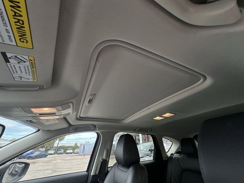 Used 2019 MAZDA CX-5 Touring image 16