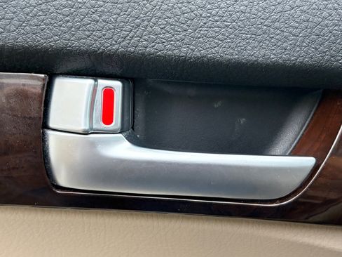 Used 2014 Kia Sorento LX image 8