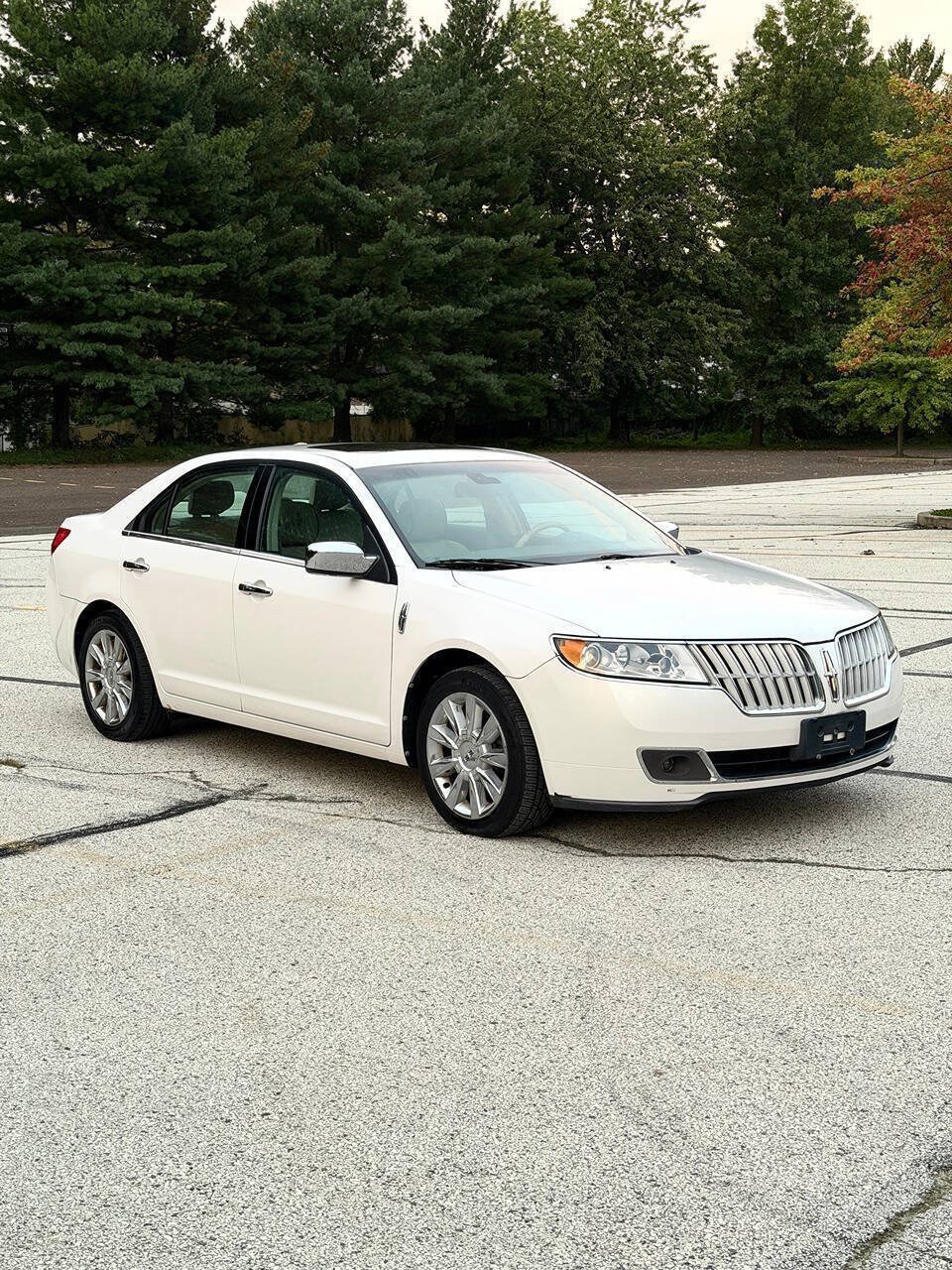 Used 2011 Lincoln MKZ AWD w/ 102A Rapid Spec Order Code image 11