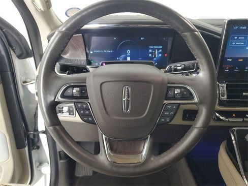 Certified 2022 Lincoln Navigator Reserve image 23