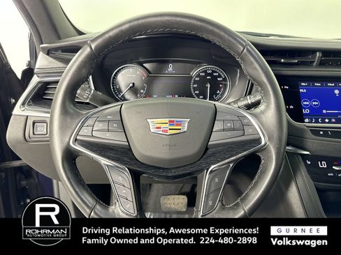 Used 2022 Cadillac XT5 Premium Luxury AWD/4WD image 12