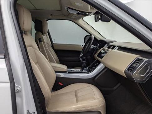 Used 2018 Land Rover Range Rover Sport HSE image 18