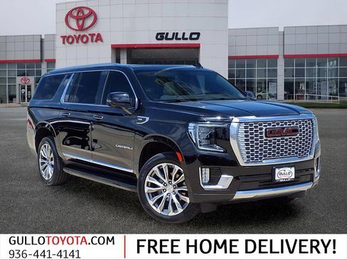 Used 2021 GMC Yukon XL Denali w/ LPO, Illumination Package AWD/4WD image 1
