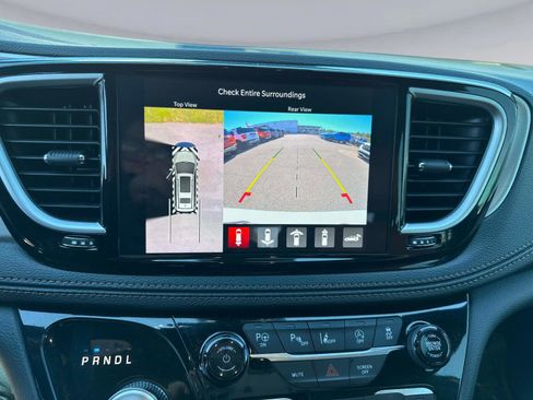 Used 2024 Chrysler Pacifica Pinnacle image 28
