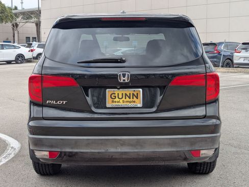 Certified 2017 Honda Pilot EX-L image 5