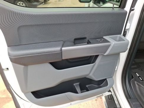 Used 2021 Ford F150 XLT w/ Trailer Tow Package image 9