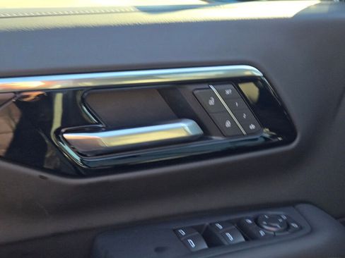 New 2026 Chevrolet Suburban Z71 w/ Comfort Package image 26