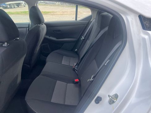 Used 2024 Nissan Sentra SV image 23