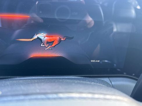 Used 2025 Ford Mustang GT Premium RWD image 9