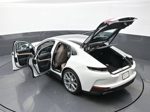 Certified 2026 Porsche Panamera w/ Premium Package RWD image 28