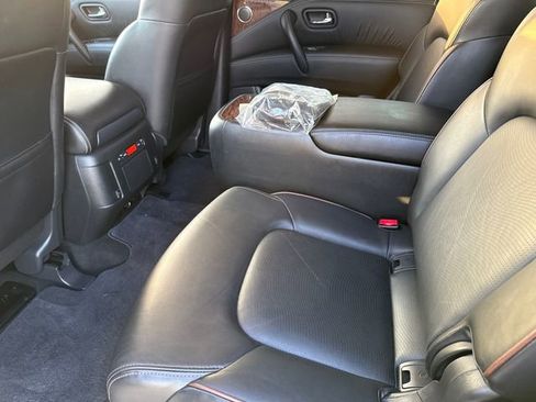 Used 2019 Nissan Armada SL w/ Premium Package image 18