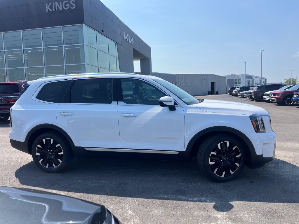 Certified 2023 Kia Telluride SX Prestige AWD/4WD image 3
