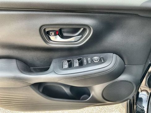 Used 2025 Honda HR-V EX-L image 21