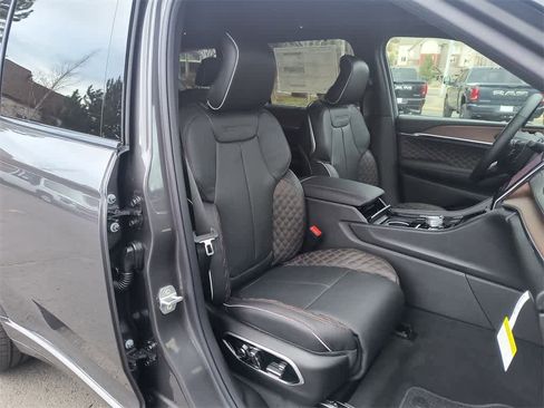 New 2025 Jeep Grand Cherokee L Summit image 26