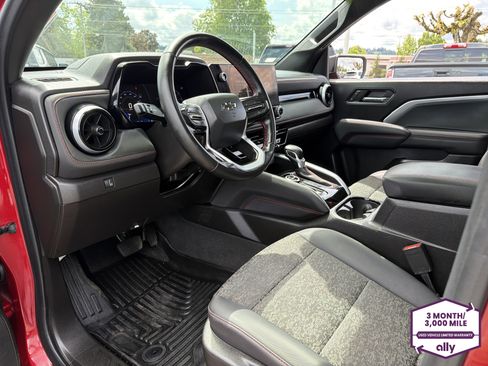 Used 2024 Chevrolet Colorado Z71 AWD/4WD image 9