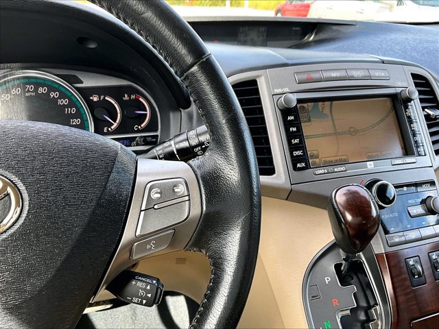 Used 2012 Toyota Venza Limited AWD/4WD image 19