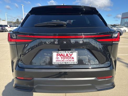 Used 2024 Lexus NX 350 AWD image 3