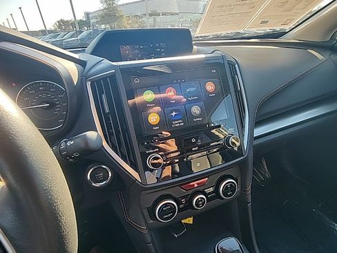 Certified 2023 Subaru Crosstrek 2.5i Limited image 17