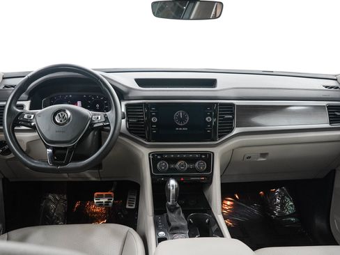 Used 2019 Volkswagen Atlas SEL AWD/4WD image 18