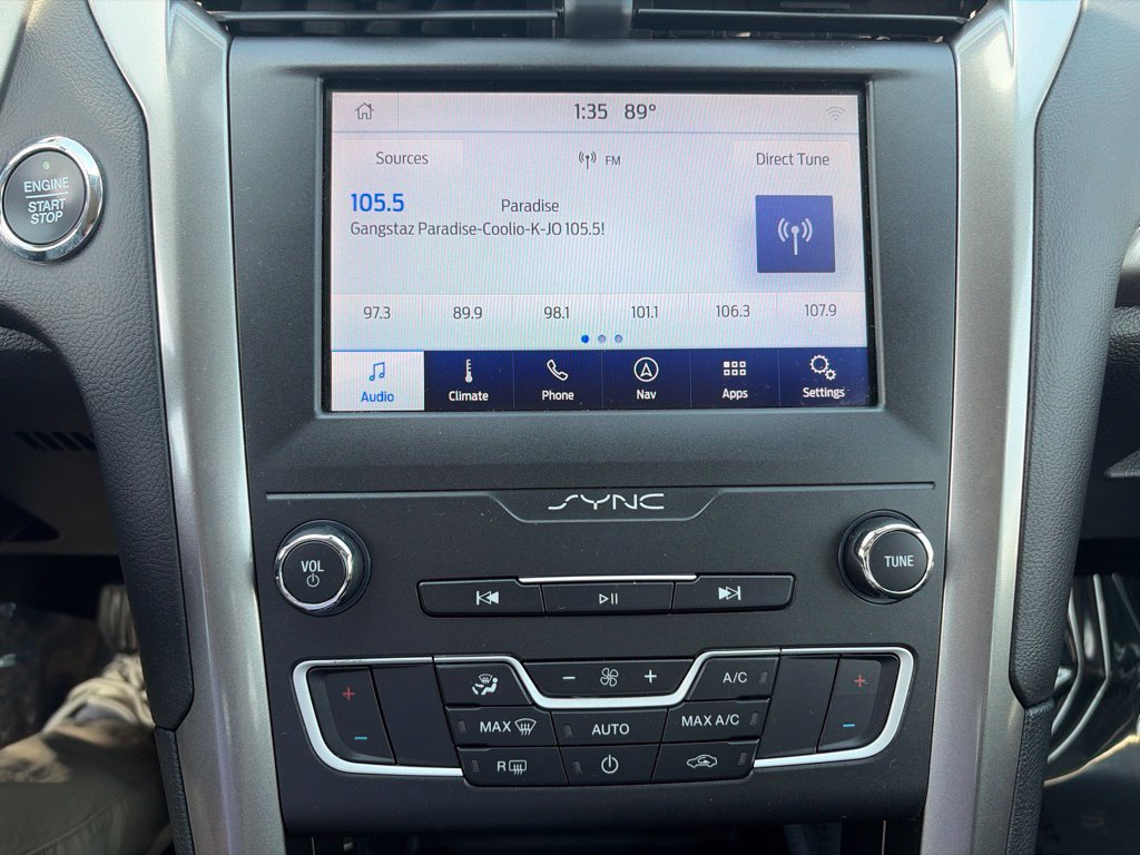 Used 2020 Ford Fusion SE FWD image 20