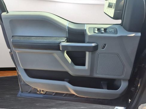 Used 2019 Ford F150 XLT AWD/4WD image 17